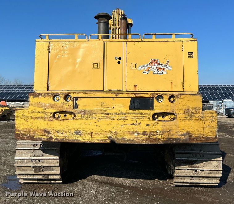 image for item MO9154 1984 Caterpillar 245 excavator