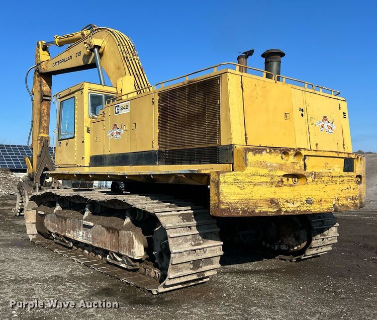 image for item MO9154 1984 Caterpillar 245 excavator