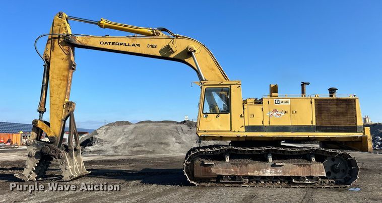 image for item MO9154 1984 Caterpillar 245 excavator