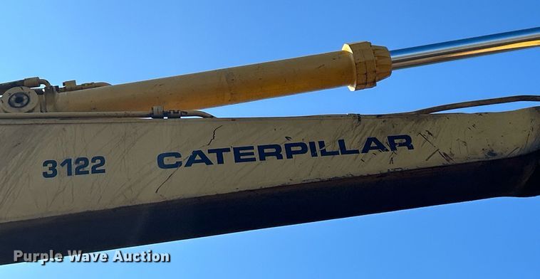 image for item MO9154 1984 Caterpillar 245 excavator