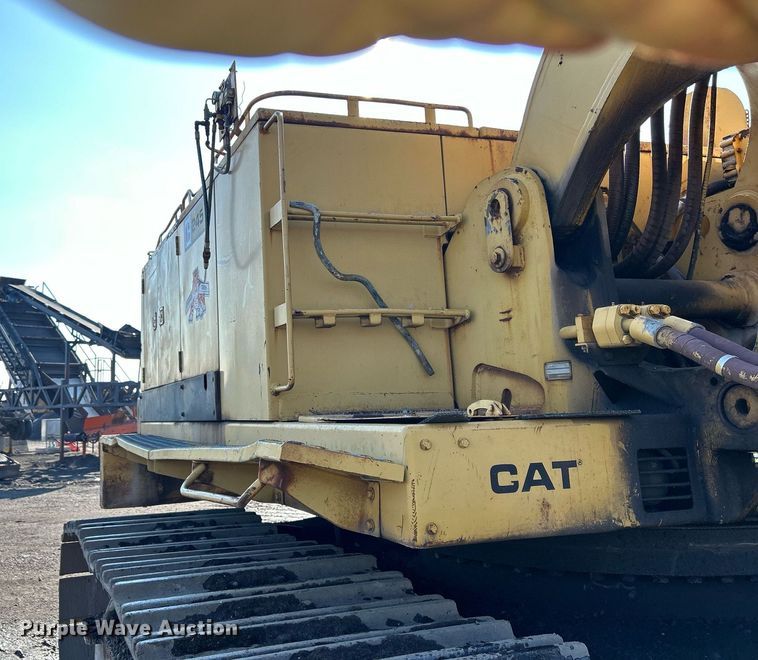 image for item MO9154 1984 Caterpillar 245 excavator