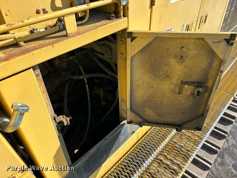 image for item MO9154 1984 Caterpillar 245 excavator