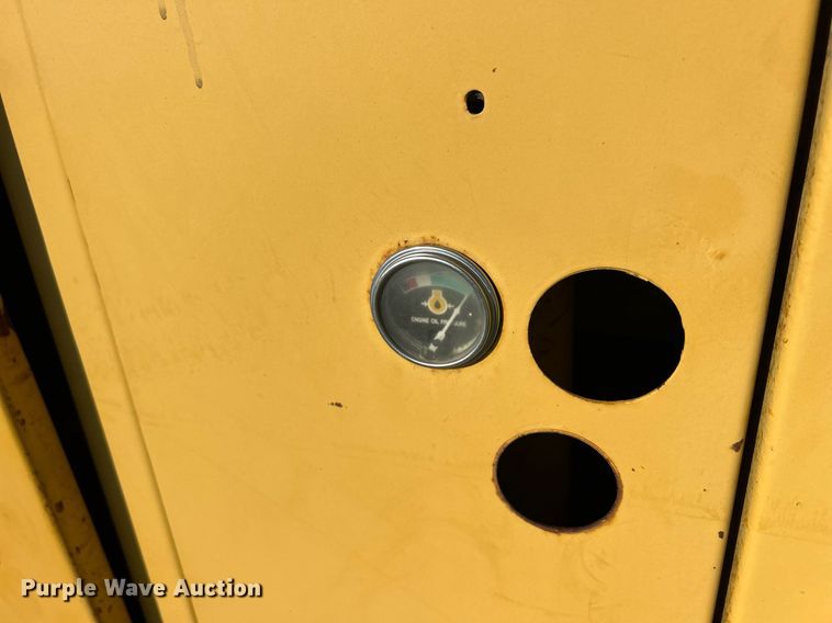 image for item MO9154 1984 Caterpillar 245 excavator