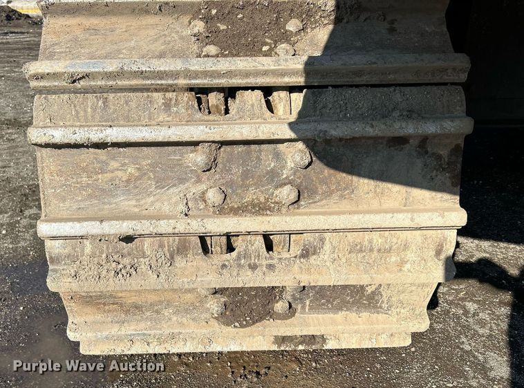 image for item MO9154 1984 Caterpillar 245 excavator