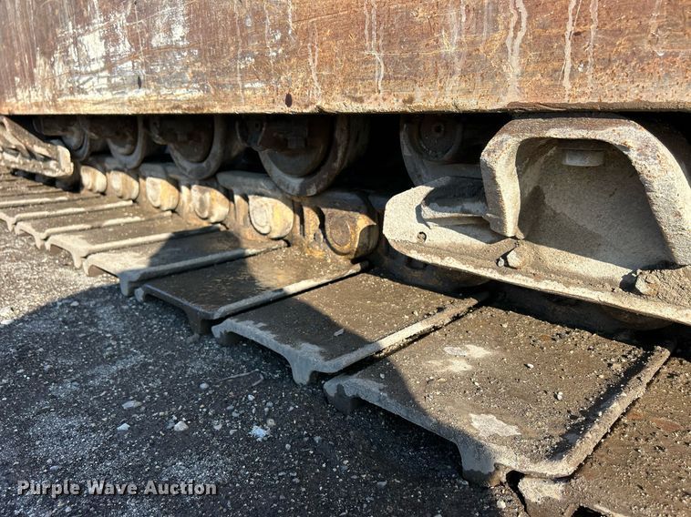 image for item MO9154 1984 Caterpillar 245 excavator