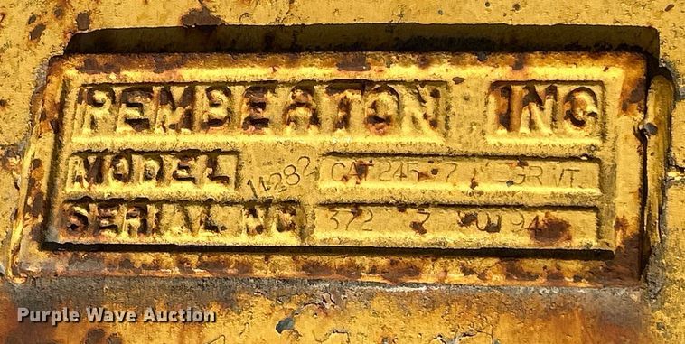 image for item MO9154 1984 Caterpillar 245 excavator