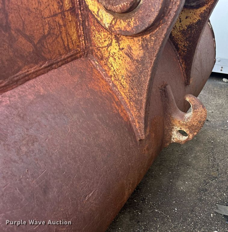 image for item MO9154 1984 Caterpillar 245 excavator