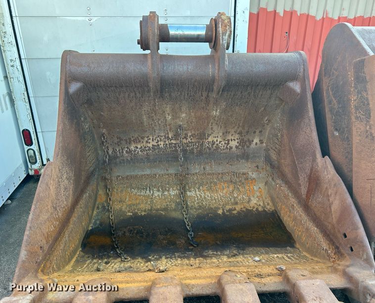 image for item MO9154 1984 Caterpillar 245 excavator