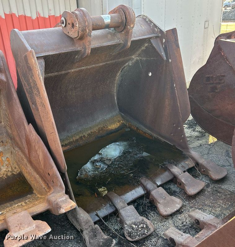 image for item MO9157 64