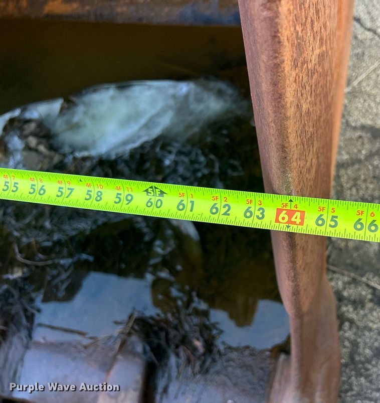 image for item MO9157 64