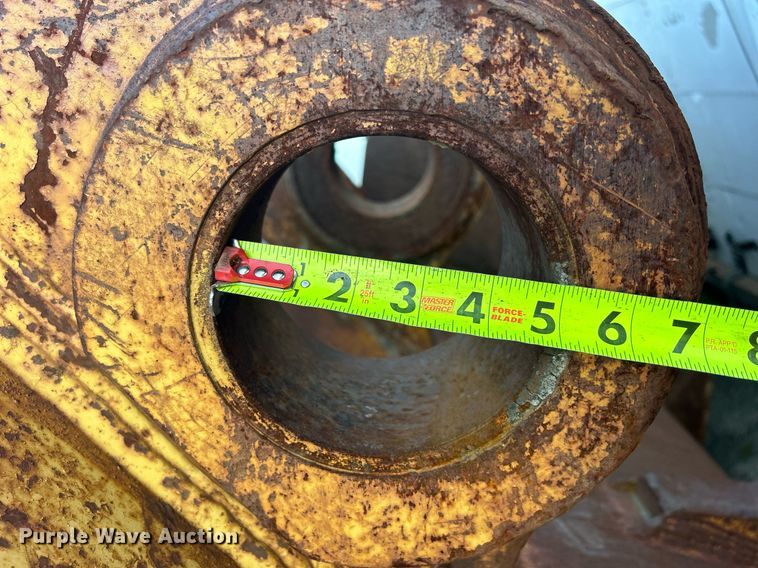 image for item MO9157 64