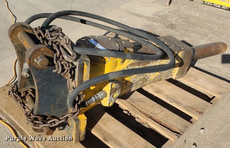 image for item MQ9599 2013 Atlas copco SB452 breaker