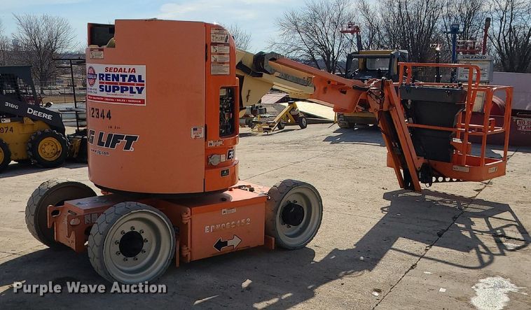image for item MQ9600 2007 JLG E300AJP boom lift