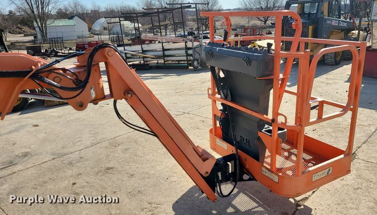image for item MQ9600 2007 JLG E300AJP boom lift