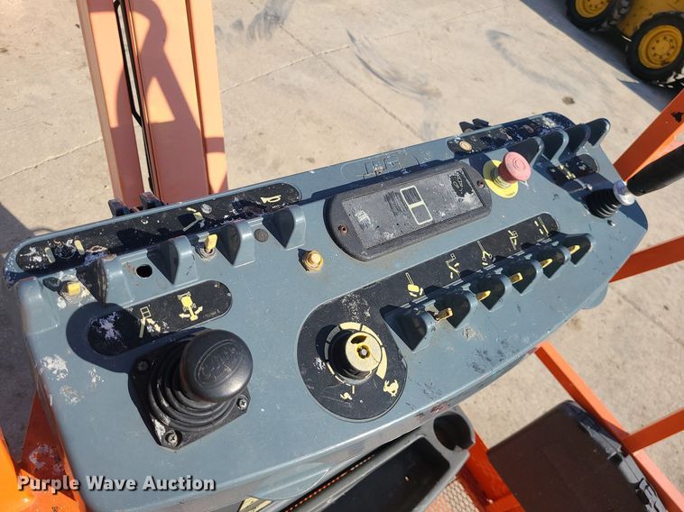 image for item MQ9600 2007 JLG E300AJP boom lift
