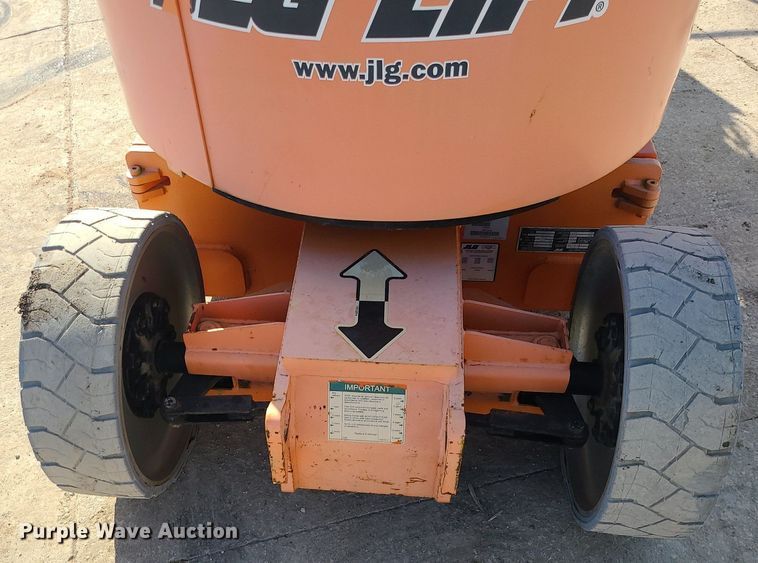 image for item MQ9600 2007 JLG E300AJP boom lift