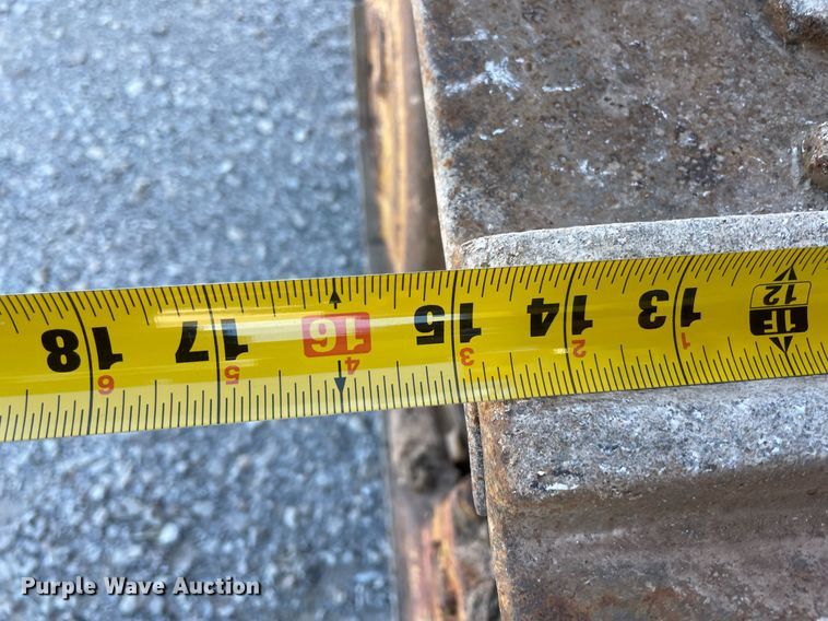 image for item NA9751 Caterpillar 953 loader