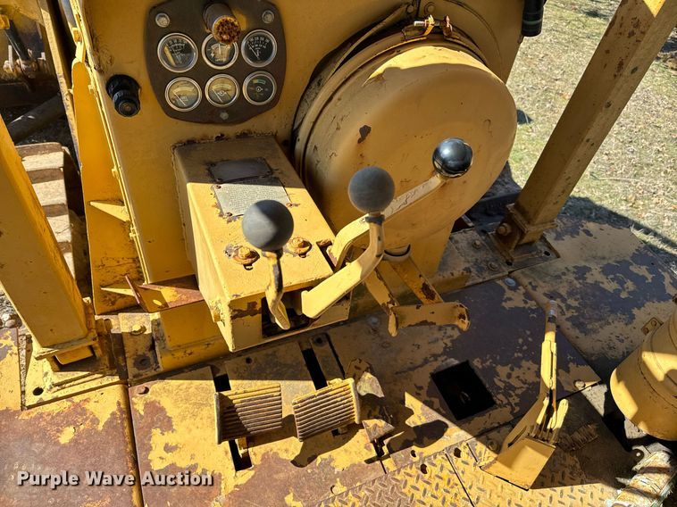 image for item NA9761 1971 Fiat-Allis 21-B dozer
