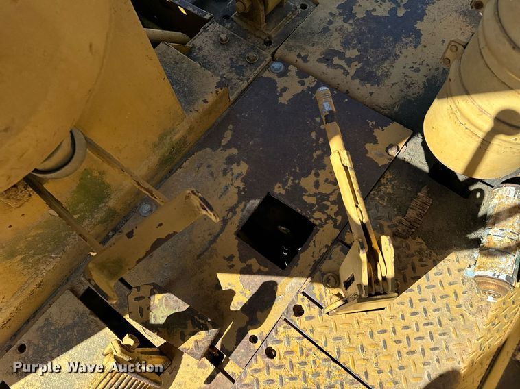 image for item NA9761 1971 Fiat-Allis 21-B dozer