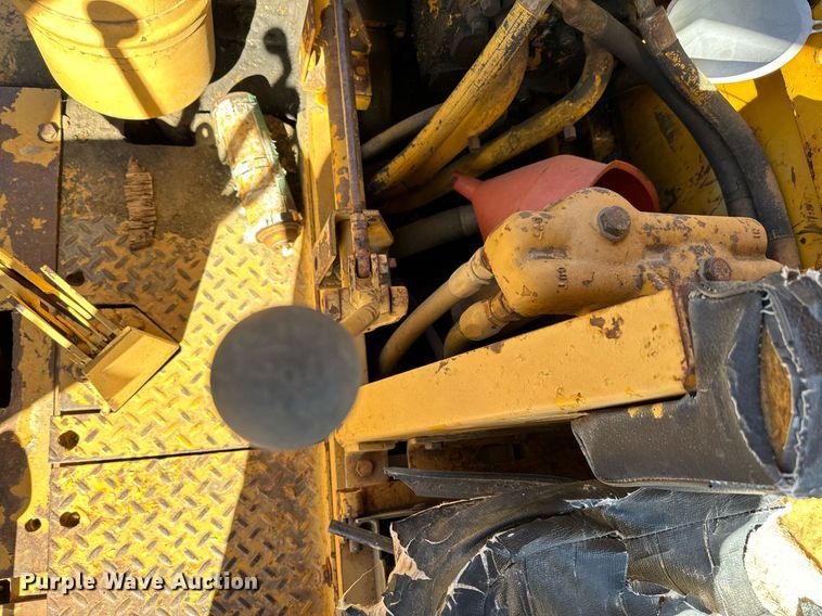 image for item NA9761 1971 Fiat-Allis 21-B dozer