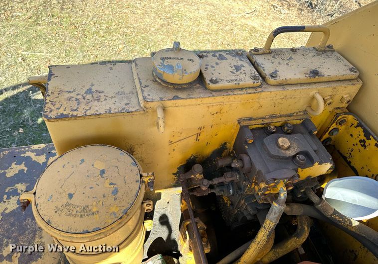 image for item NA9761 1971 Fiat-Allis 21-B dozer