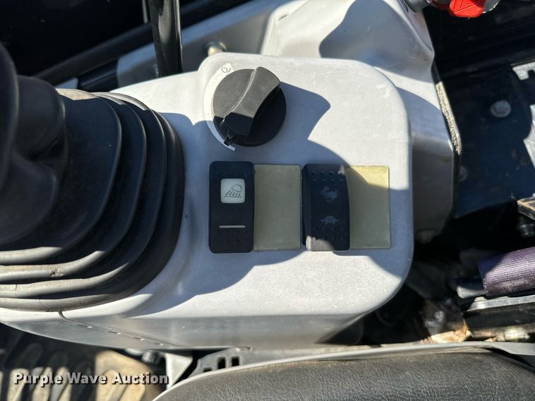 image for item NA9786 2020 John Deere 35G mini excavator