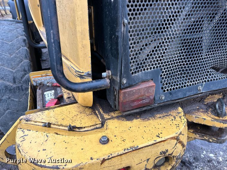 image for item NE9749 2003 Caterpillar 924G wheel loader