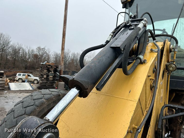 image for item NE9749 2003 Caterpillar 924G wheel loader