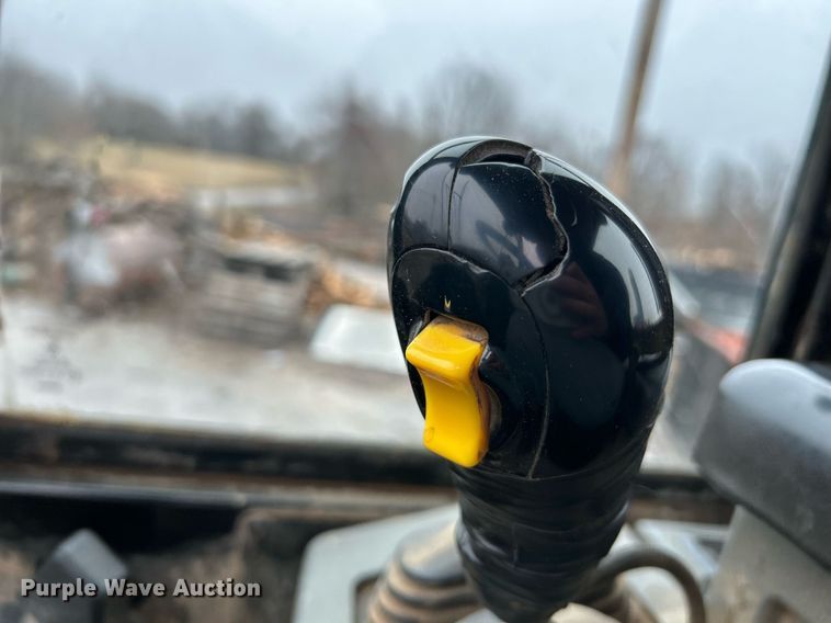 image for item NE9749 2003 Caterpillar 924G wheel loader