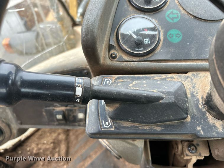 image for item NE9749 2003 Caterpillar 924G wheel loader