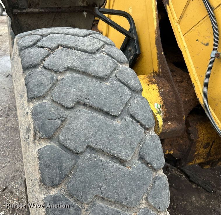 image for item NE9749 2003 Caterpillar 924G wheel loader