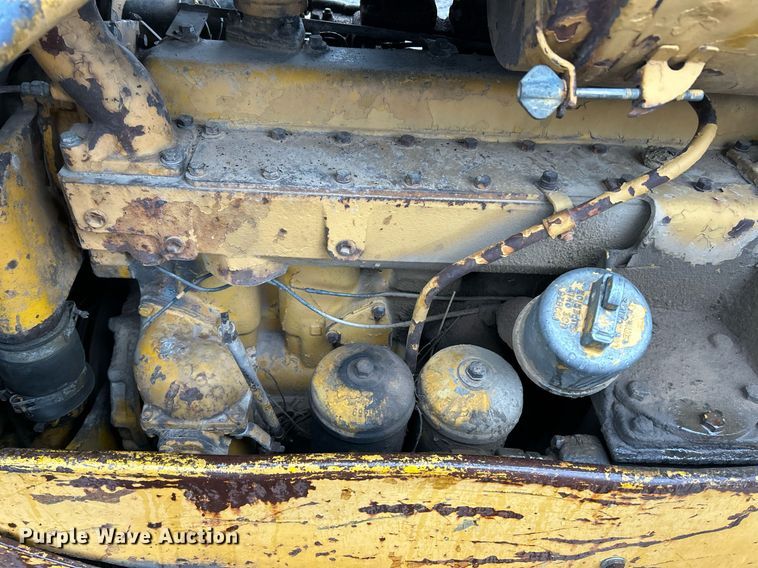image for item NE9752 1965 Caterpillar D6C dozer