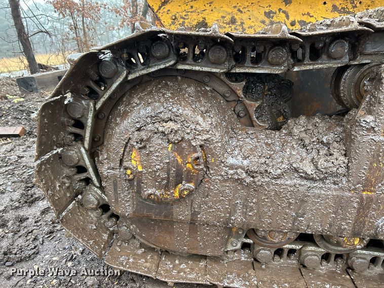 image for item NE9752 1965 Caterpillar D6C dozer
