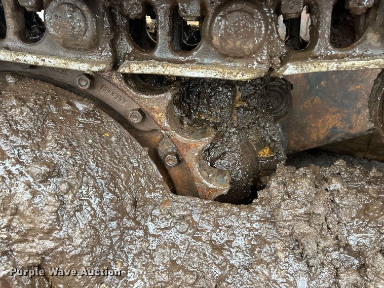 image for item NE9752 1965 Caterpillar D6C dozer