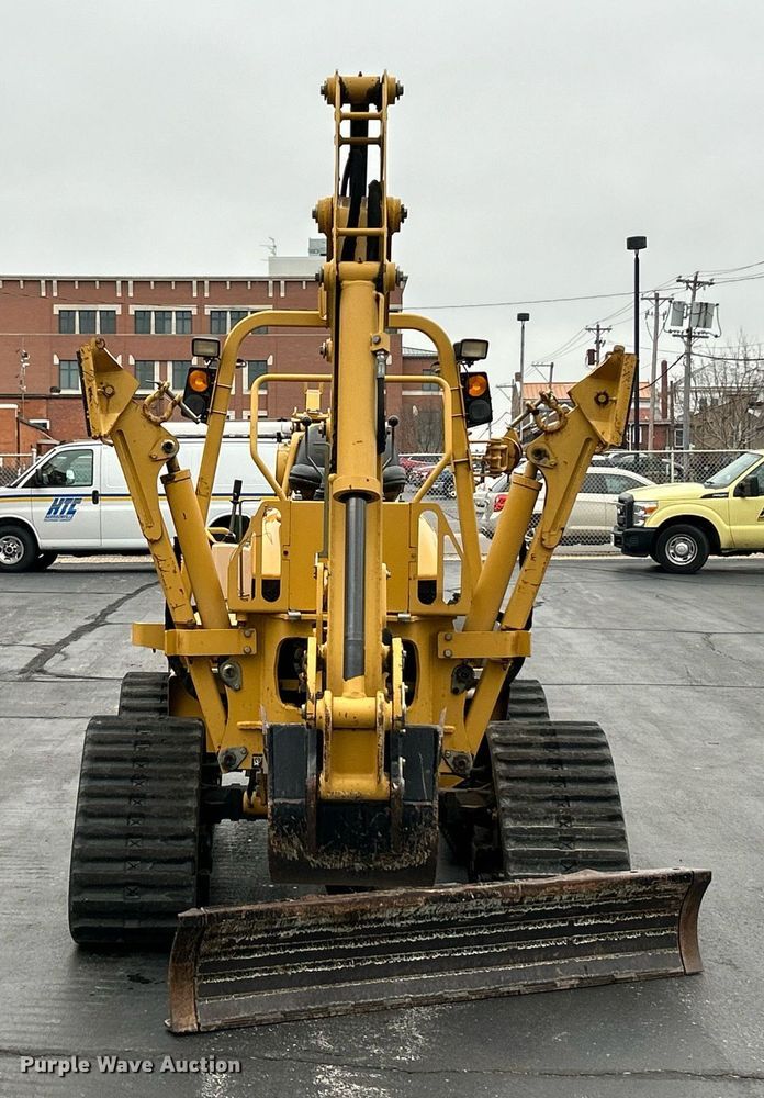 image for item NE9780 2010 Vermeer RTX750 vibratory cable plow