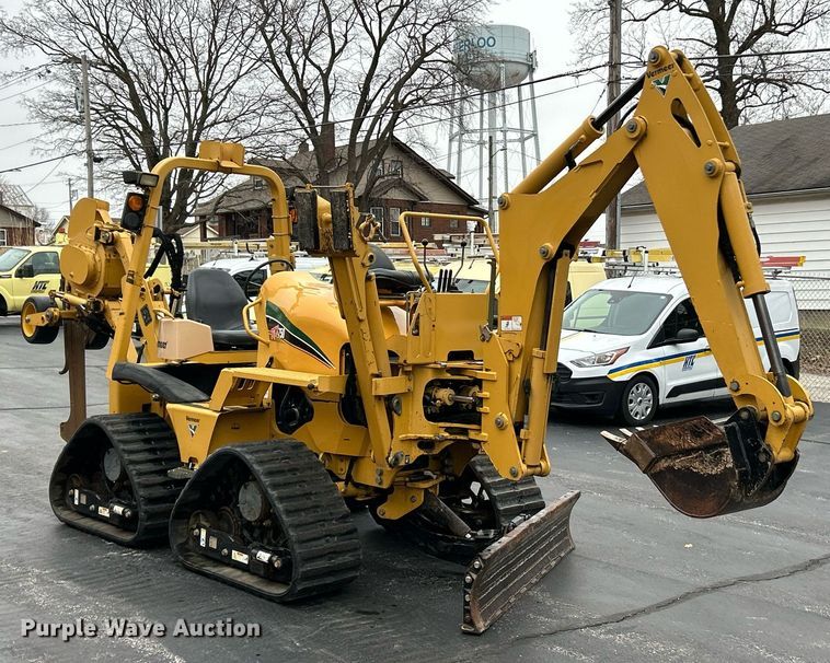 image for item NE9780 2010 Vermeer RTX750 vibratory cable plow