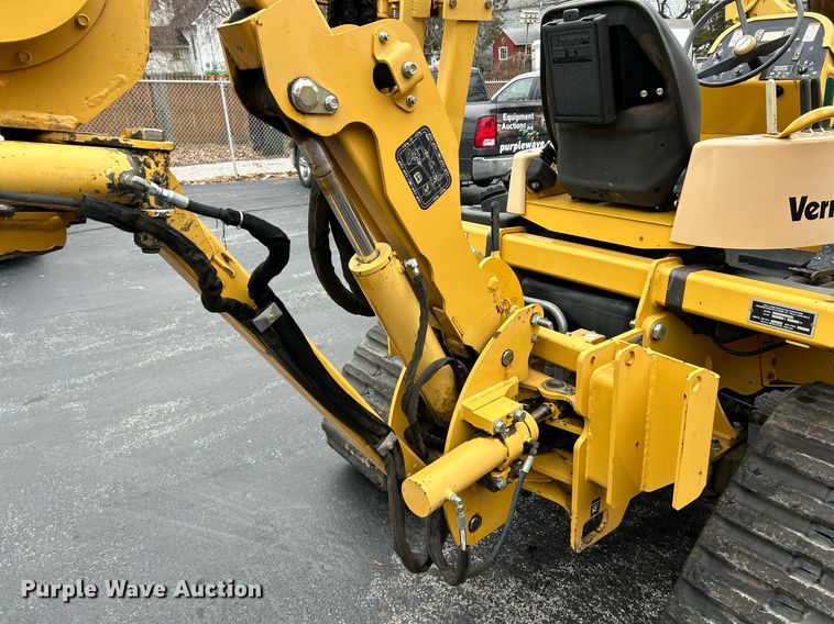 image for item NE9780 2010 Vermeer RTX750 vibratory cable plow