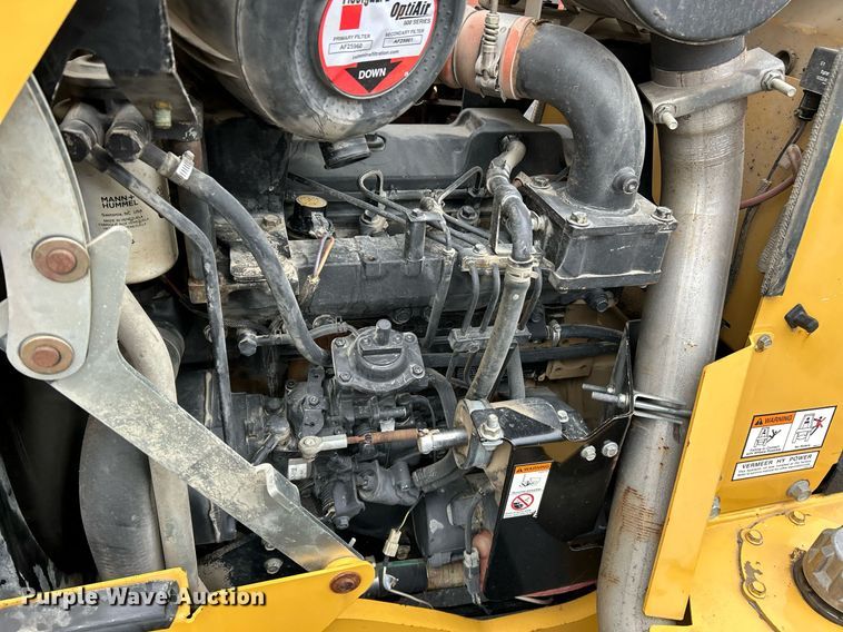 image for item NE9780 2010 Vermeer RTX750 vibratory cable plow