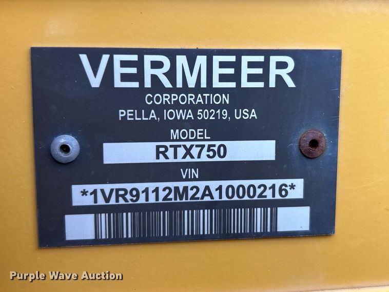 image for item NE9780 2010 Vermeer RTX750 vibratory cable plow