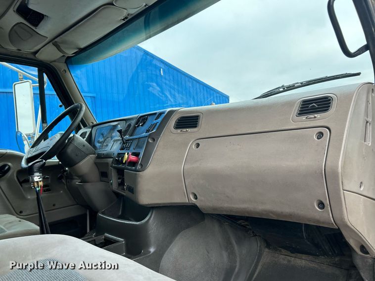 image for item NE9782 2007 Sterling  L8500 dump truck