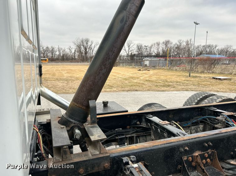 image for item NE9782 2007 Sterling  L8500 dump truck