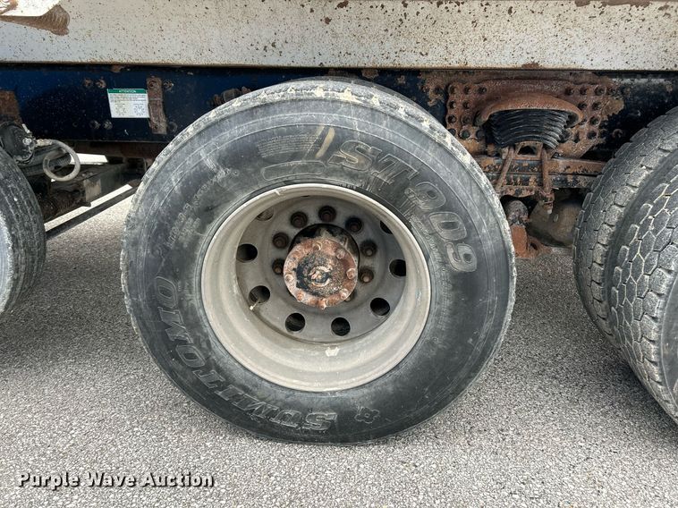 image for item NE9782 2007 Sterling  L8500 dump truck