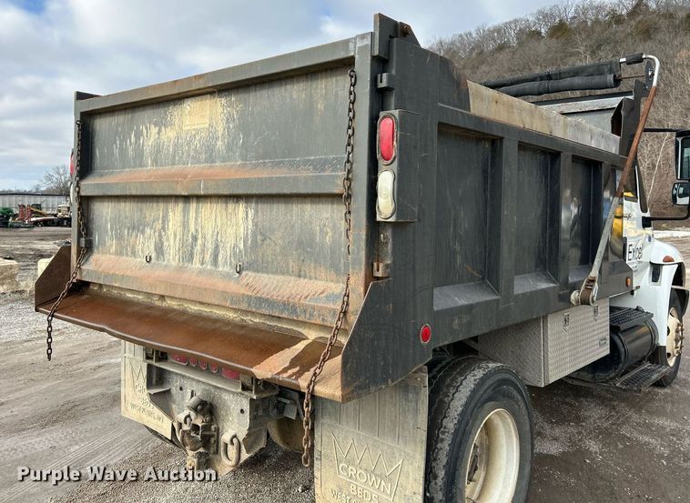 image for item NE9784 2009 International 4400 SBA dump truck