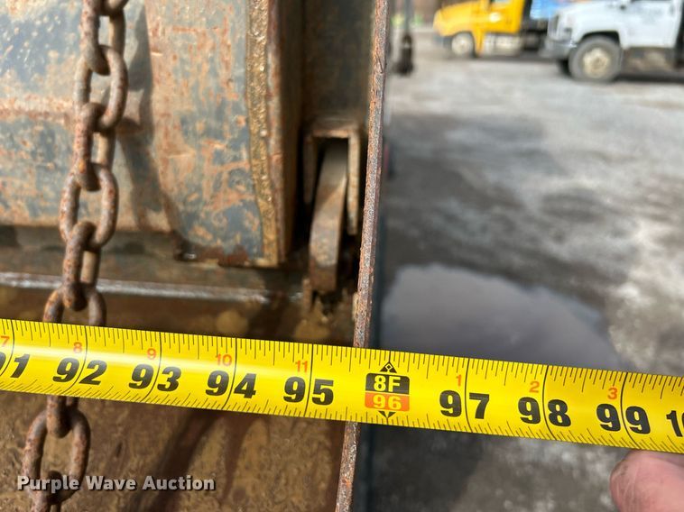 image for item NE9784 2009 International 4400 SBA dump truck