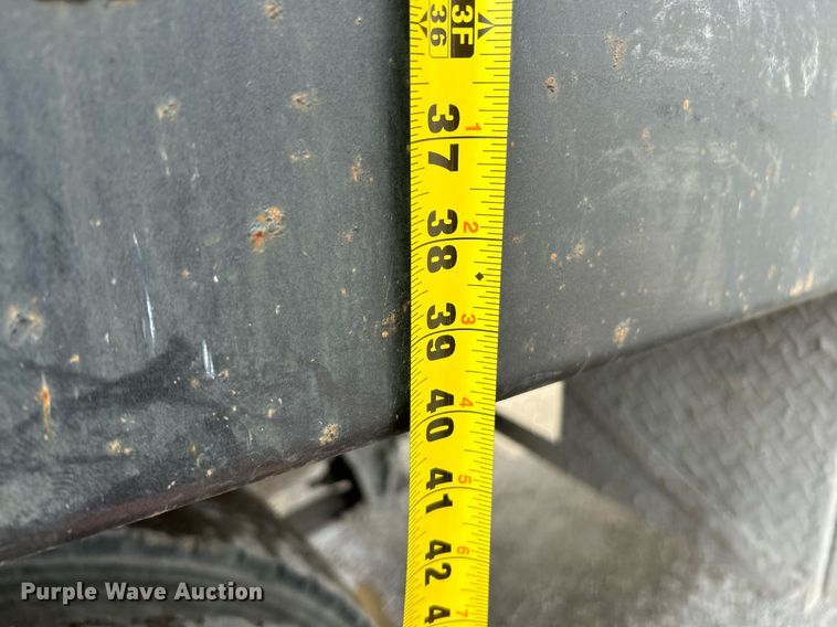 image for item NE9784 2009 International 4400 SBA dump truck