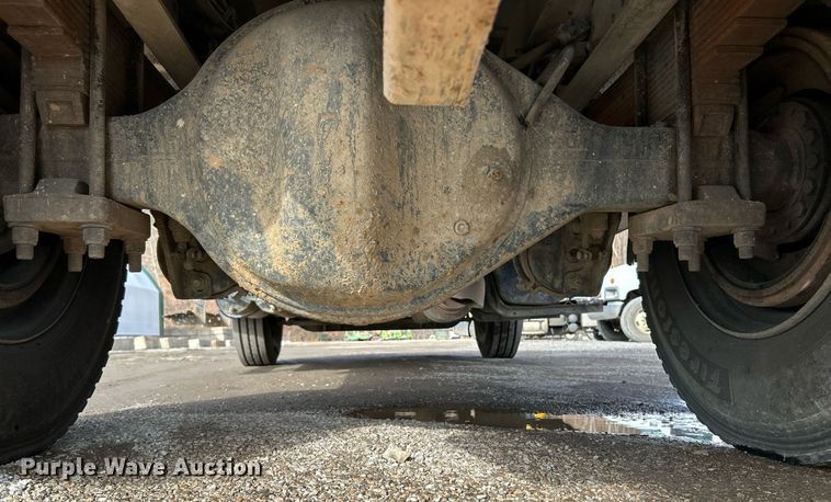 image for item NE9784 2009 International 4400 SBA dump truck