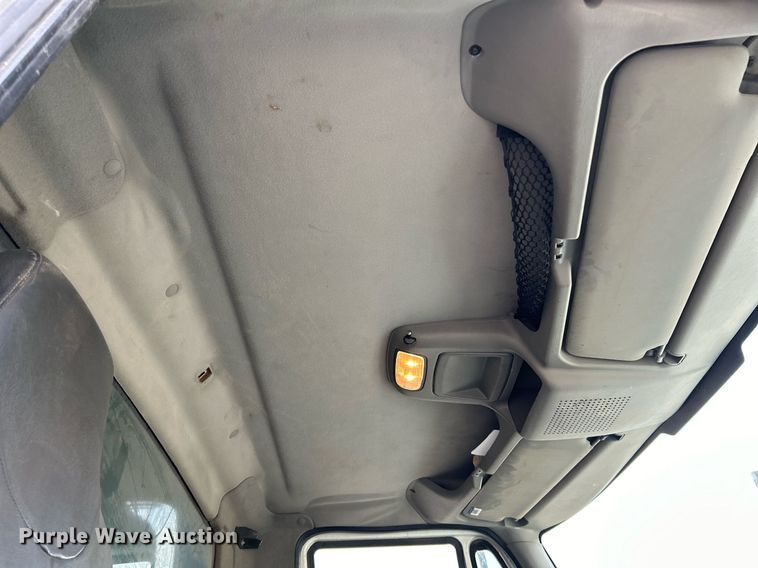 image for item NE9784 2009 International 4400 SBA dump truck