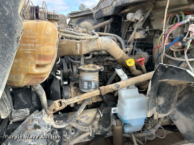 image for item NE9784 2009 International 4400 SBA dump truck