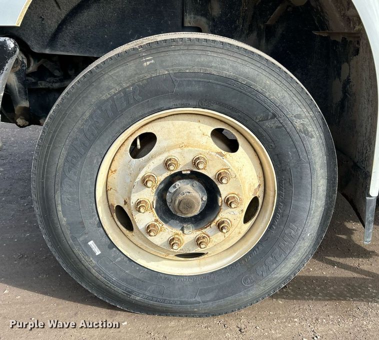 image for item NE9784 2009 International 4400 SBA dump truck