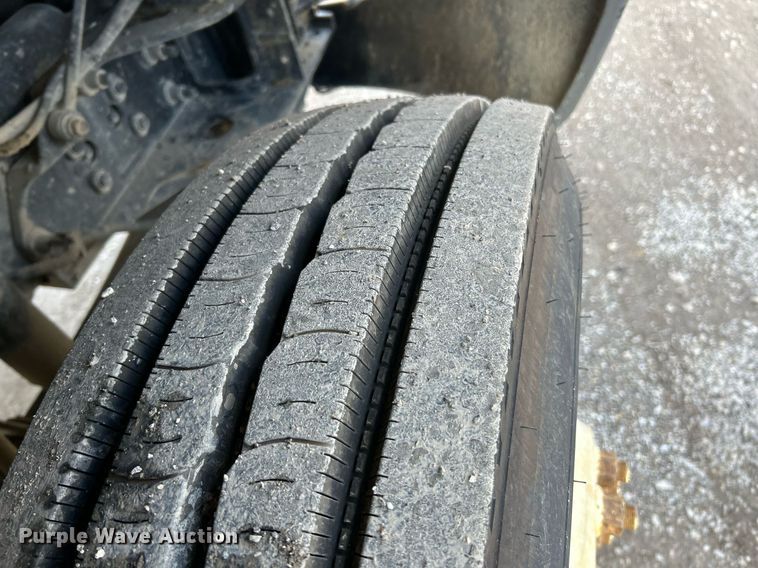 image for item NE9784 2009 International 4400 SBA dump truck